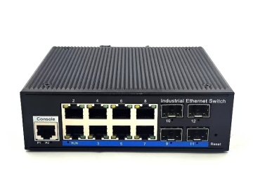8 Port gigabit PoE+4G SFP uplink L2 managed Industrial grade PoE switch IP40 rugged aluminun case -